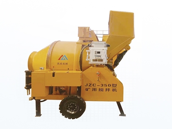 礦用濕噴臺(tái)車(chē)，礦用混凝土泵，礦用攪拌機(jī)發(fā)貨